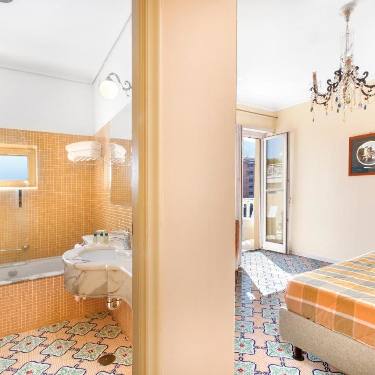 Hotel Antiche Mura - Camera Matrimoniale Comfort - 9