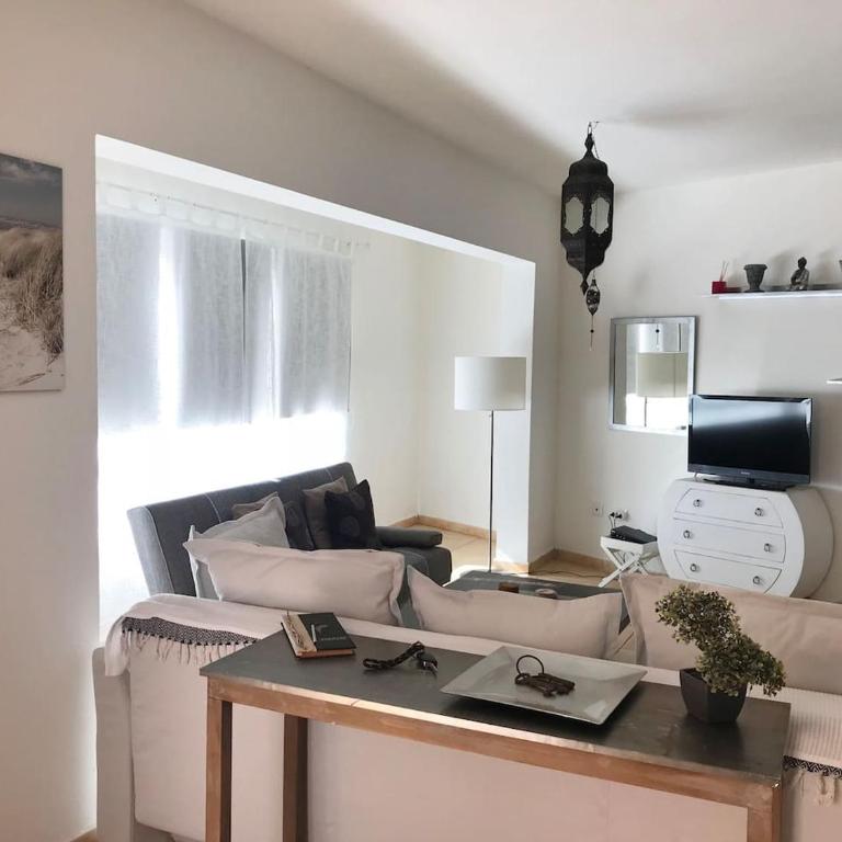 MY OCEAN HOME - Breathtaking location, Steps to the ocean, Spacious sea view, Fully Equipped and Well-Furnished with Private Entrance and High-Speed Fiber Optic Internet - Apartamento con vistas al mar - 6