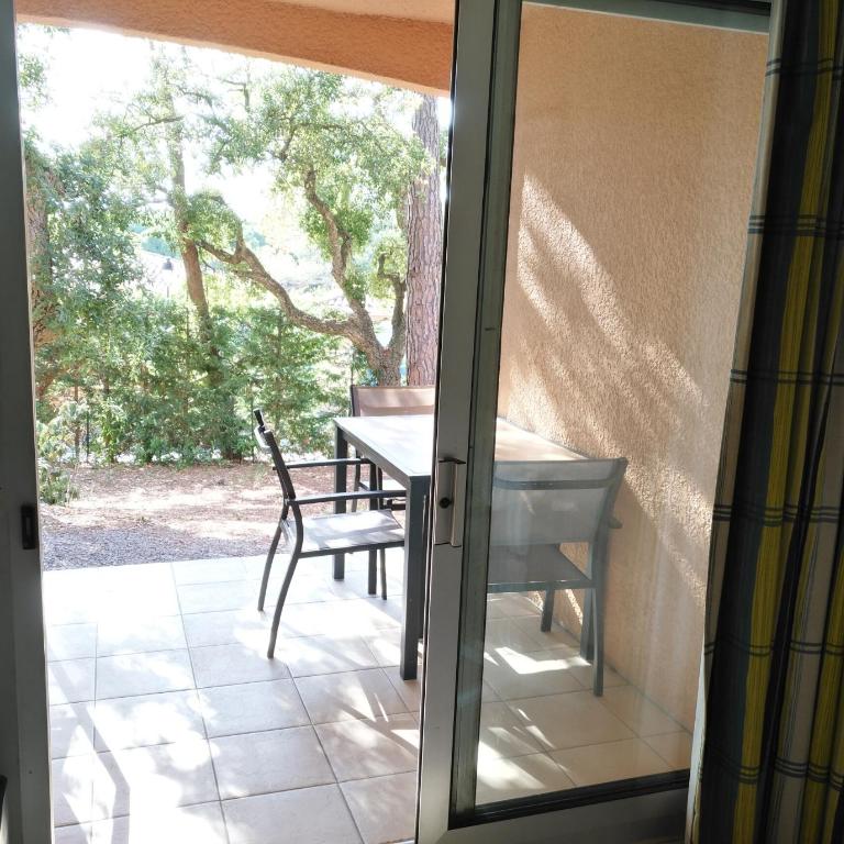 studio St Raphaël var côte d azur - Apartment mit 1 Schlafzimmer - 12