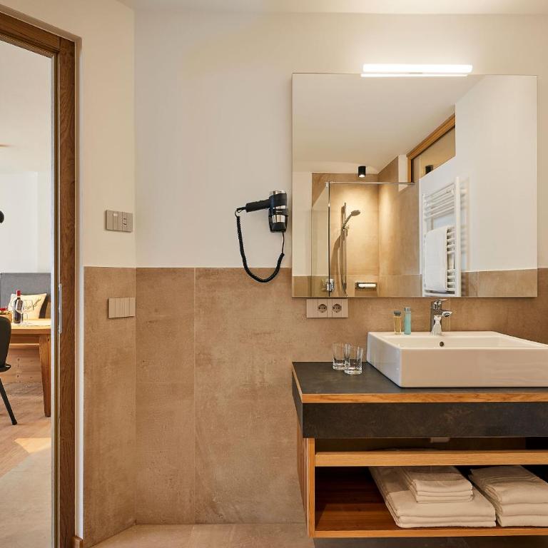 Les Contrades - One-Bedroom Apartment - 7