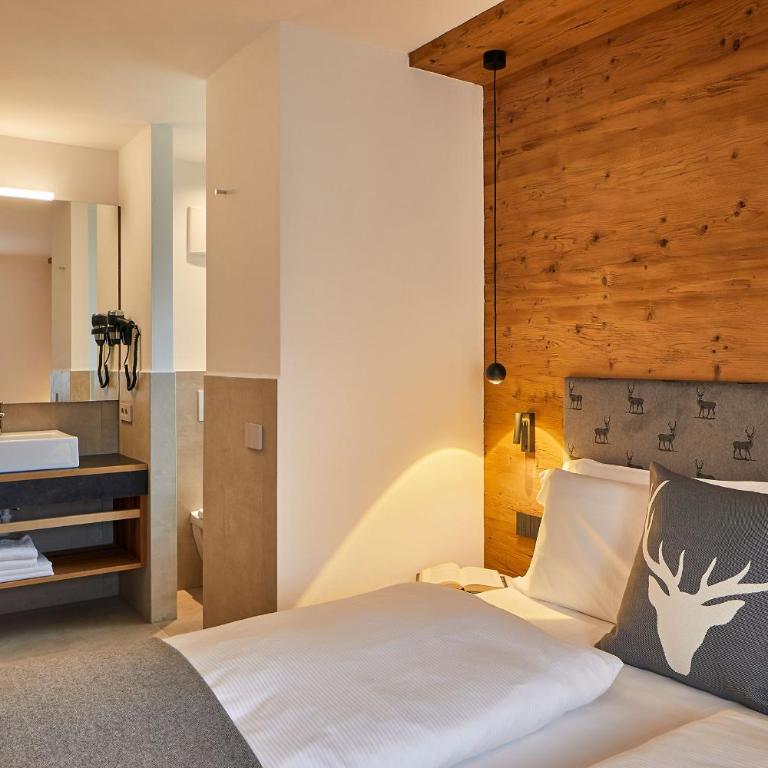 Les Contrades - Two-Bedroom Apartment - 1