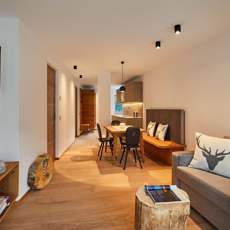 Les Contrades - Two-Bedroom Apartment - 3