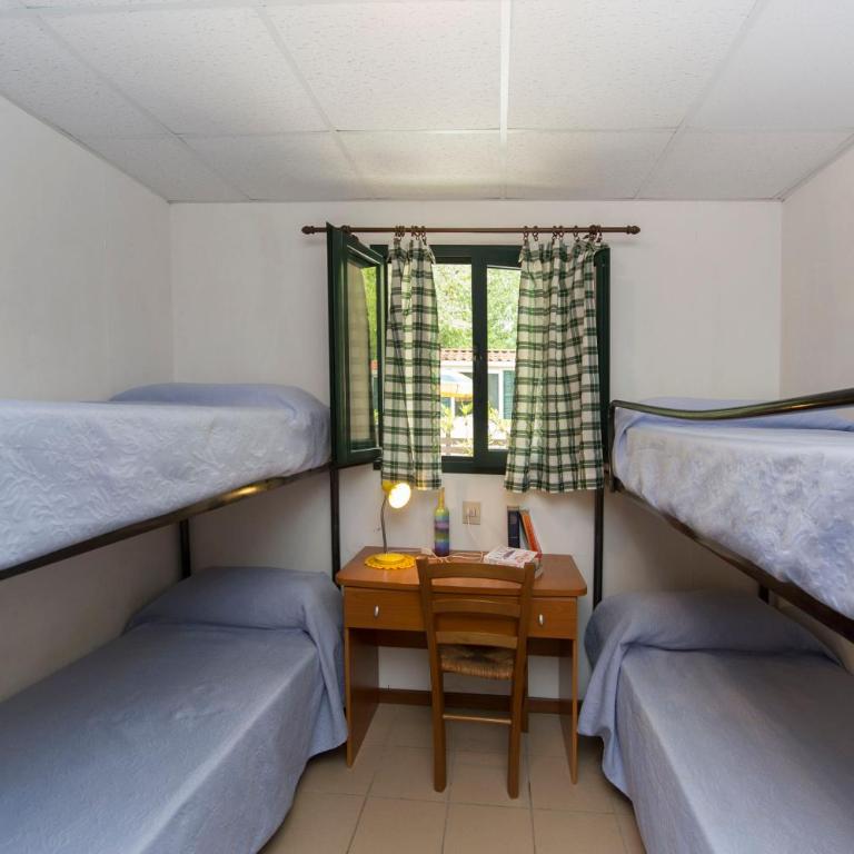 Camping La Pineta - Bungalow con 2 Camere da Letto - 2