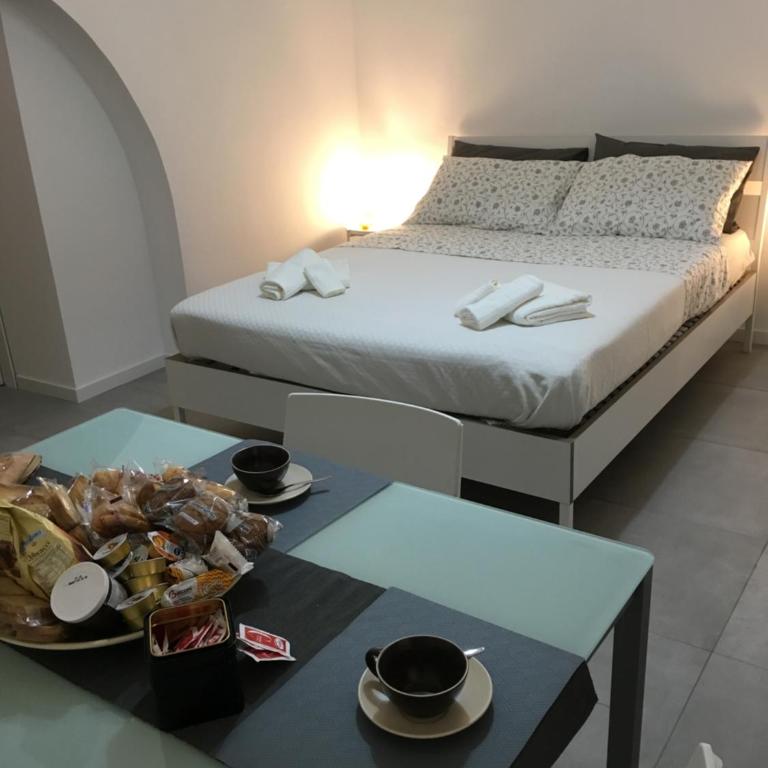 FREE FLAT - One-Bedroom Apartment - 20