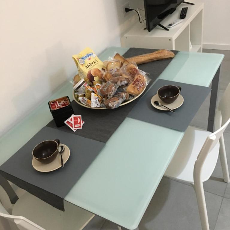 FREE FLAT - One-Bedroom Apartment - 21
