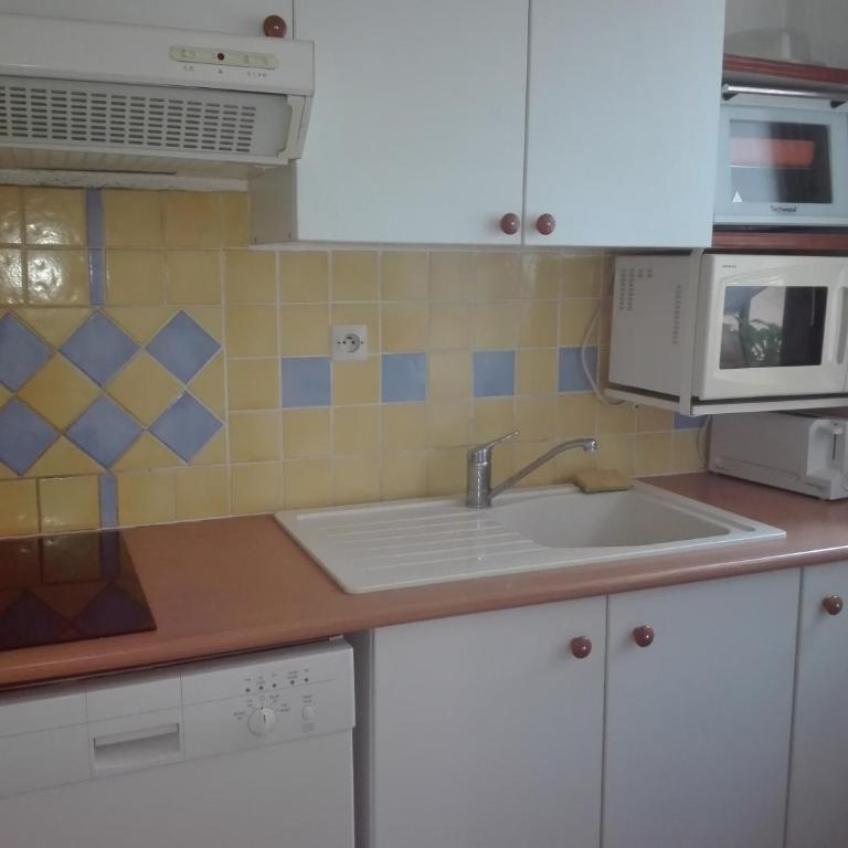 Mas dans résidence avec grande piscine - Haus mit 2 Schlafzimmern - 3