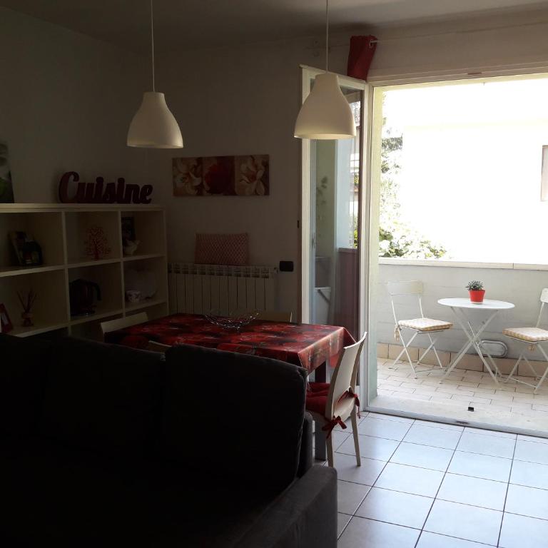 Palazzina Mary - Appartamento con Balcone - 14
