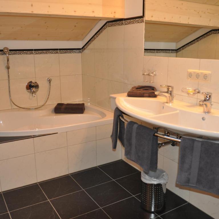 Jörgnerhaus - Apartamento de 2 dormitorios - 4