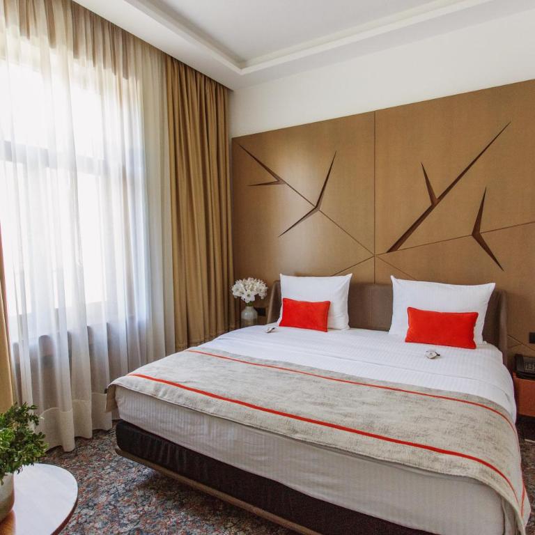 Hotel Austria & Bosna - Superior Dvokrevetna Soba sa Bračnim Krevetom - 2
