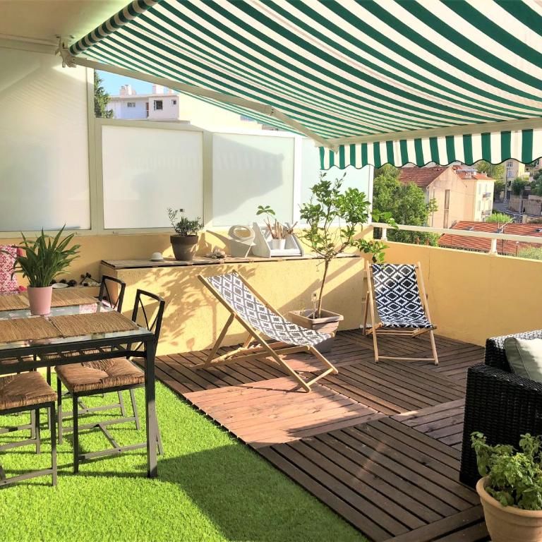 Cosy Lumineux 1 Chambre Calme Central-Terrasse 10 minutes Palais 5 min Centre - Appartement avec Terrasse - 25
