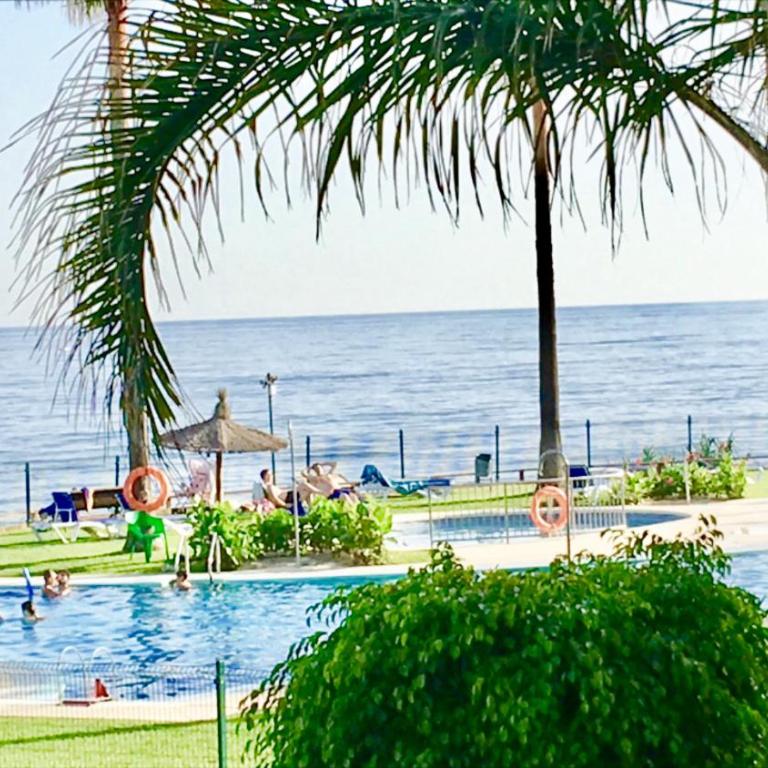 MI CAPRICHO BEACHFRONT- 9D Apartment with sea views - Costa del Sol - Apartamento de 2 dormitorios - 49