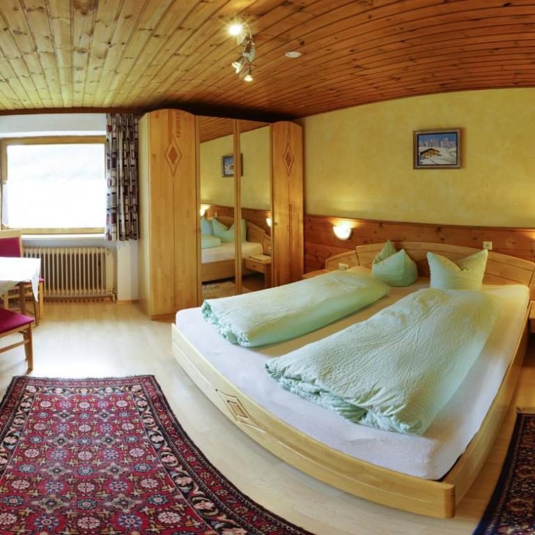 Gästehaus Elfi - Standard Apartment mit 2 Schlafzimmern und Balkon - 10
