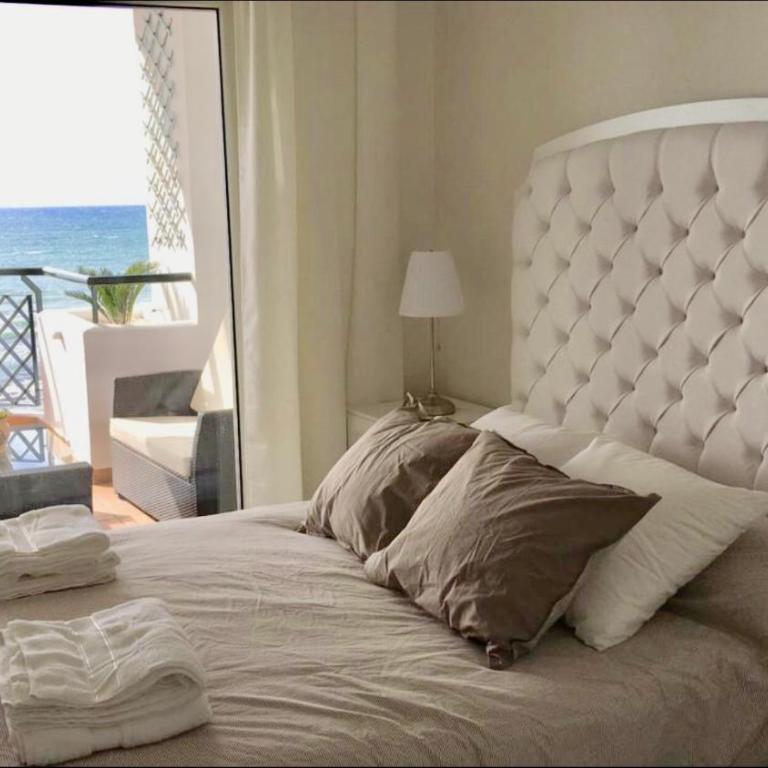 MI CAPRICHO A16 Beachfront Apartment - Apartamento de 2 dormitorios - 59