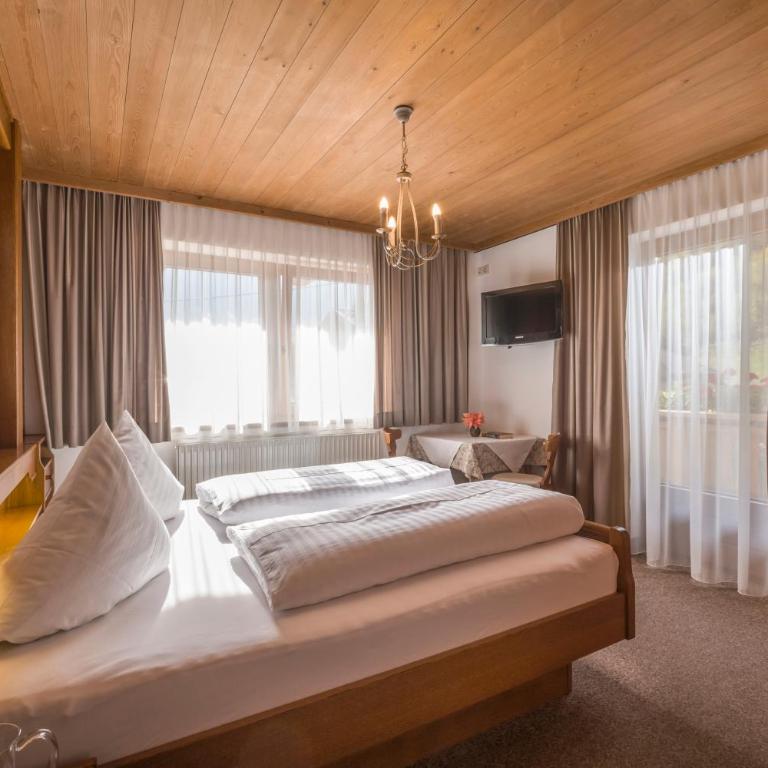 Gästehaus Rauch - Doppelzimmer mit Balkon - 6