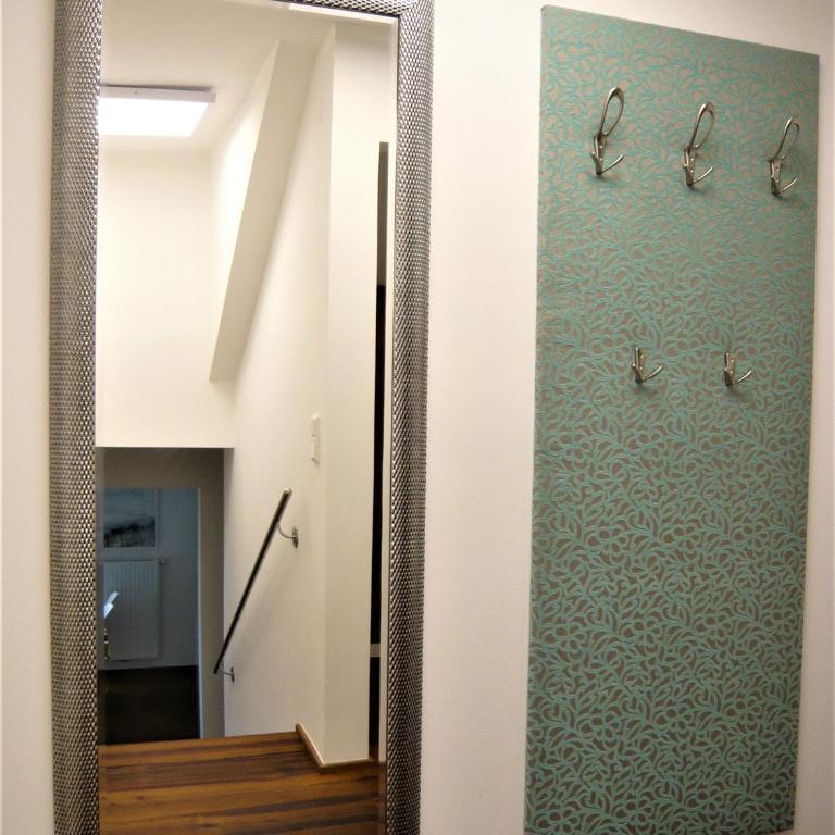 Haus am Weinberg II - Apartment mit 2 Schlafzimmern und Garten - 30