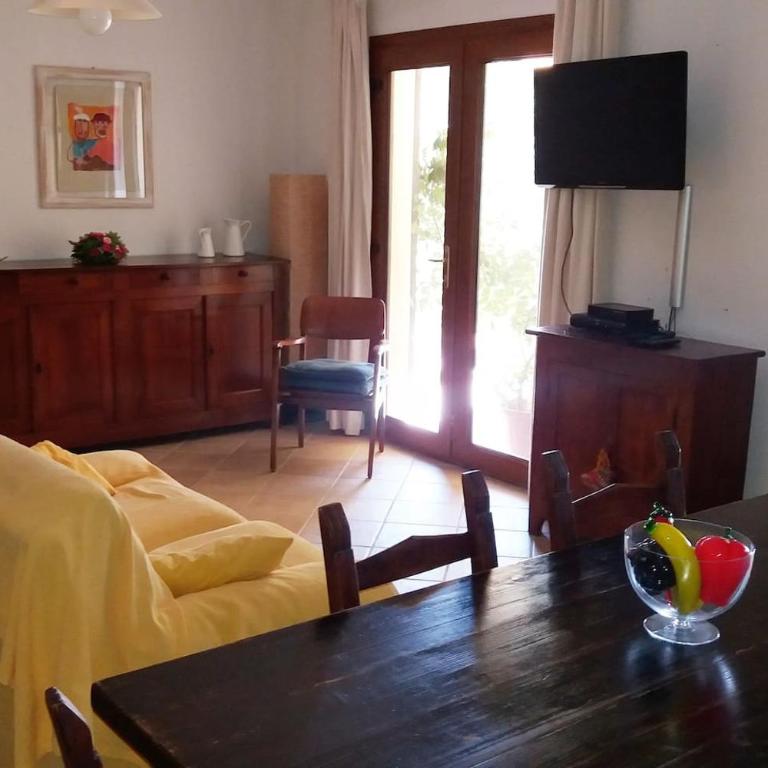 Villetta in zona panoramica, immersa nel verde della macchia mediterranea - Two-Bedroom Apartment - 43