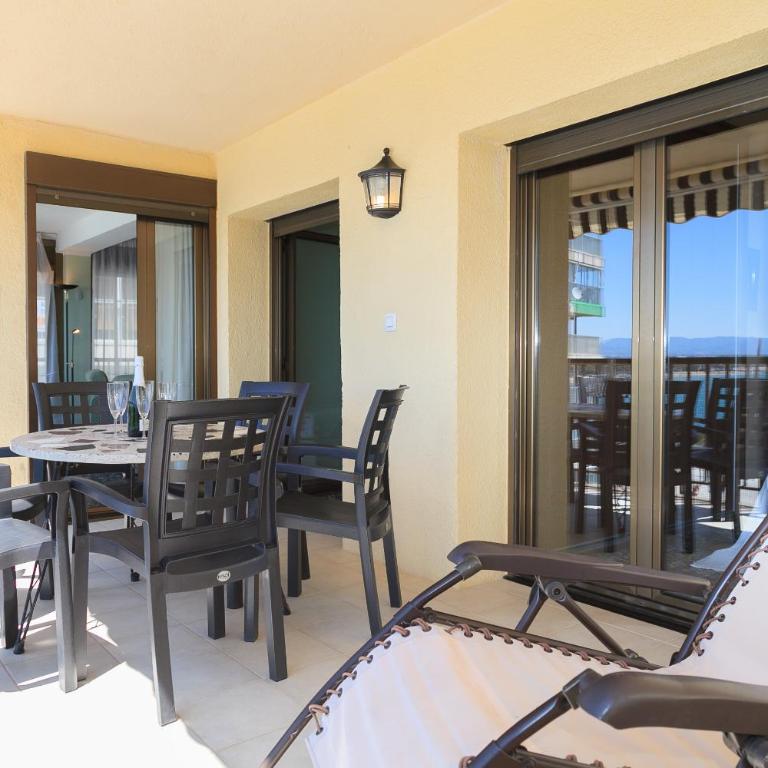 UHC Acantilados Family Apartments - Two-Bedroom Apartment - 18