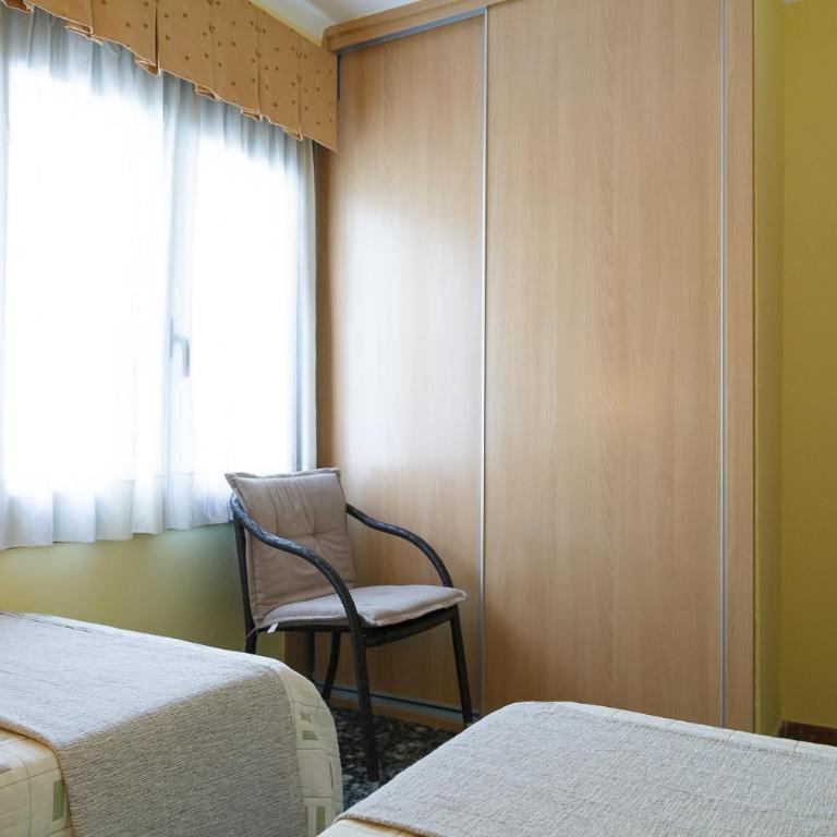 UHC Acantilados Family Apartments - Two-Bedroom Apartment - 12