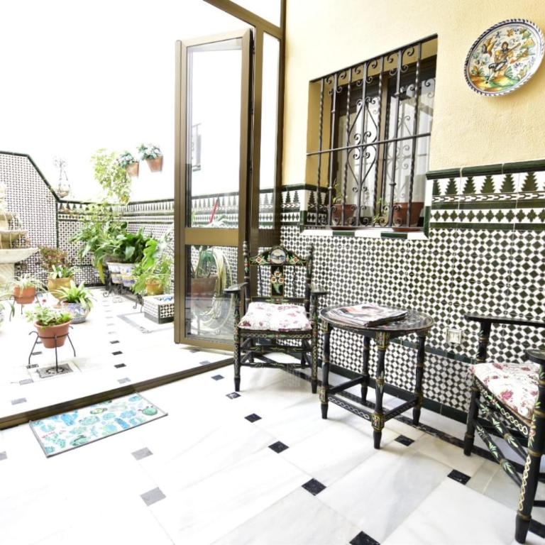 TRIANA LOS PRINCIPES - Habitación Familiar con baño privado - 10