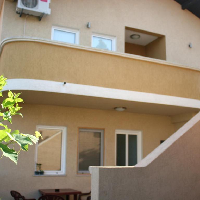 Apartments EMERALD - Četvorokrevetna Soba sa Kupatilom - 14