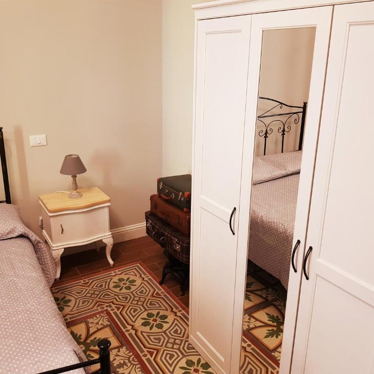 Belle Époque - Family Room with City View - 15