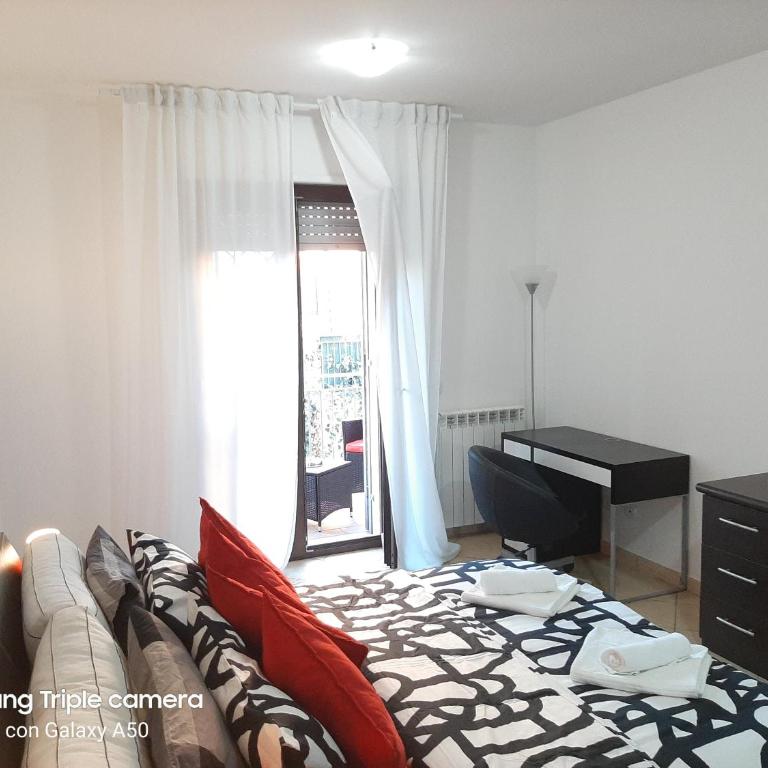Hillary E Vale Room - Camera King con Balcone - 24