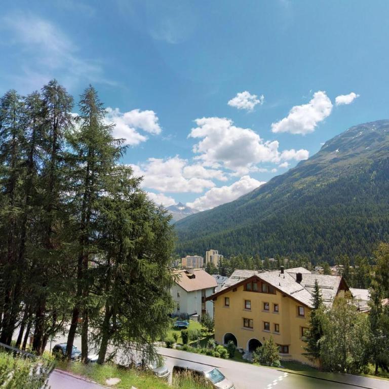 Giant 2 - Apartment mit Blick auf die Berge - 7