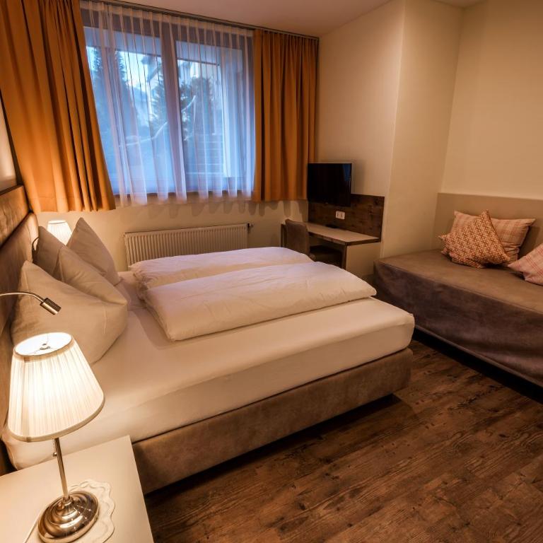 Hotel-Appartement Ferienhof - Apartment mit 3 Schlafzimmern - 4