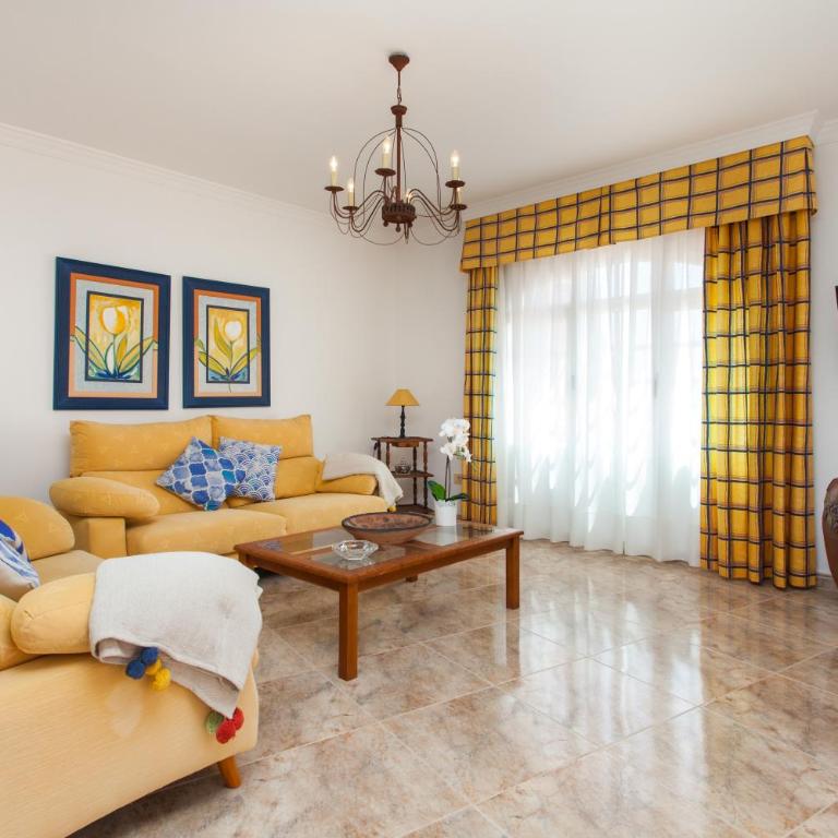 Vv ORAMAS - Three-Bedroom Villa - 30