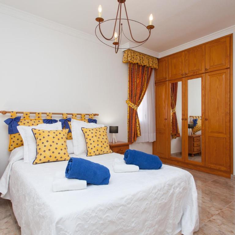 Vv ORAMAS - Three-Bedroom Villa - 24
