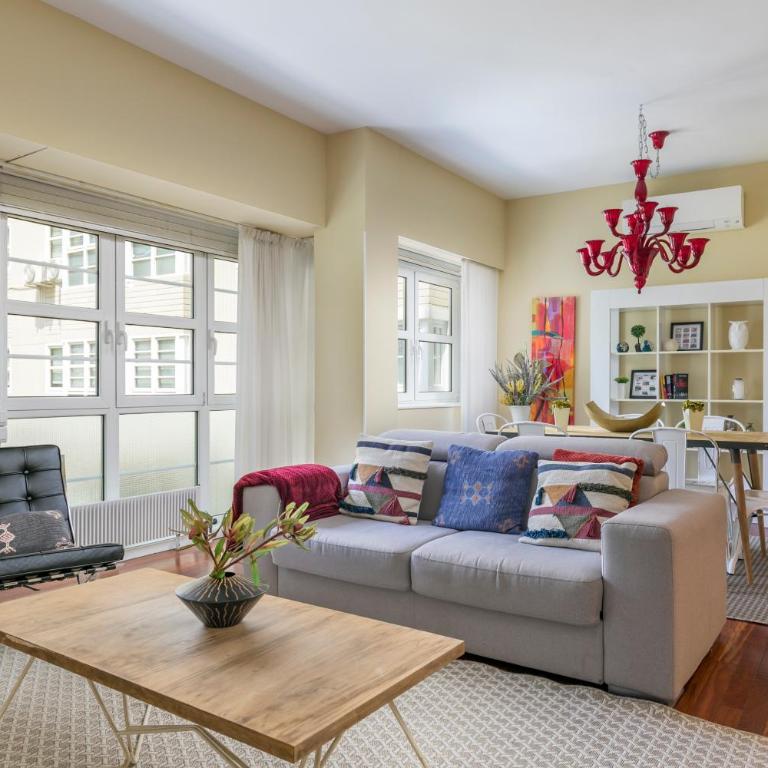 Heros by Forever Rentals - Two-Bedroom Apartment - 1