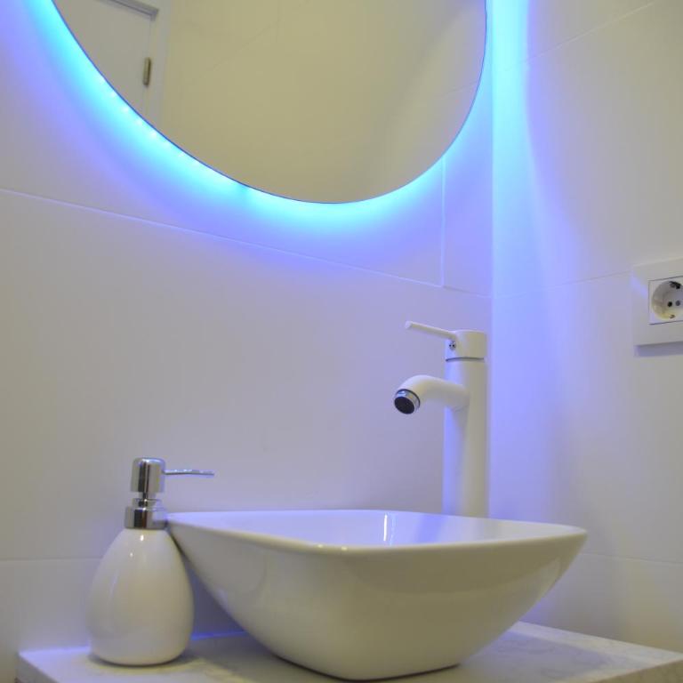 COZY & MODERN Apartment junto a Metro A Guimerá - Apartamento de 2 dormitorios - 11