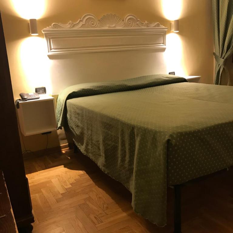 Hotel Giglio - Camera Matrimoniale Budget - 1