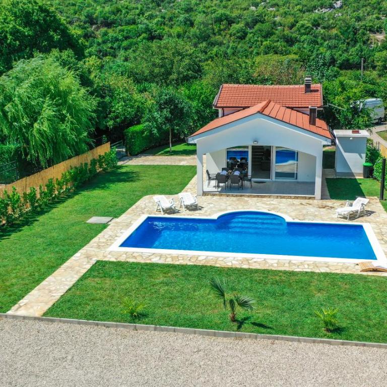 Villa Mirna - Two-Bedroom House - 49