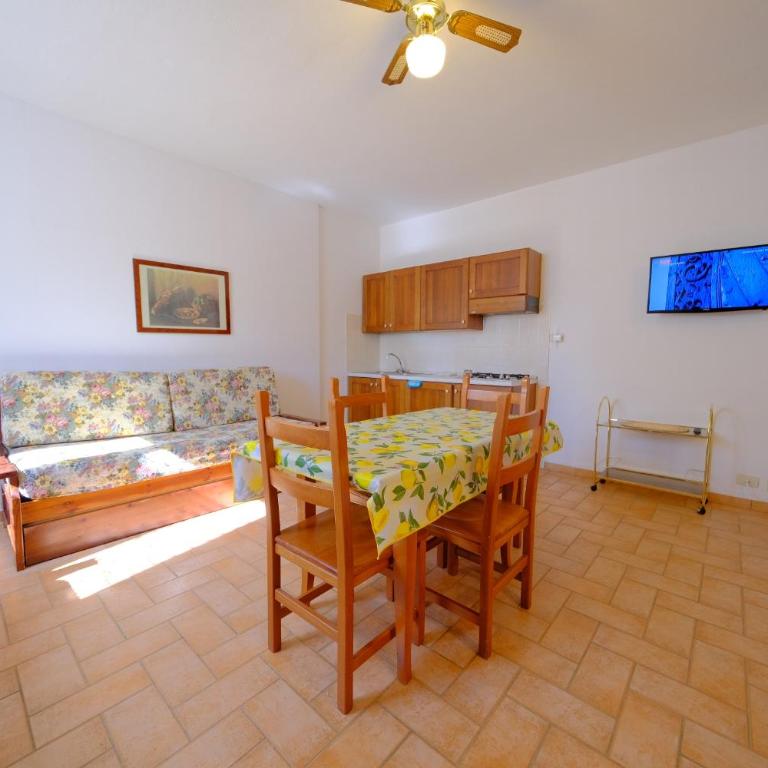 Agriturismo Montegonfoli - Two-Bedroom Apartment with Patio - 7