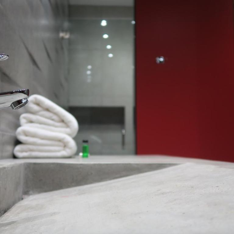 Motel Boutique Xpress - Suite con bañera de hidromasaje - Cama extragrande - 10