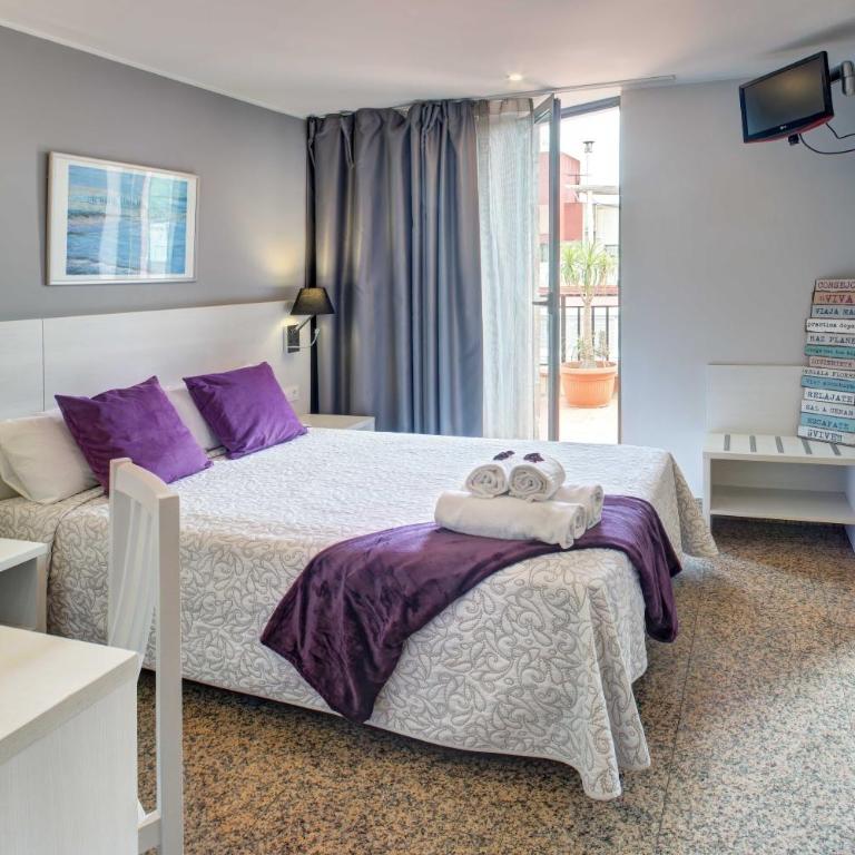 Hotel Nuevo Triunfo - Double or Twin Room - 9