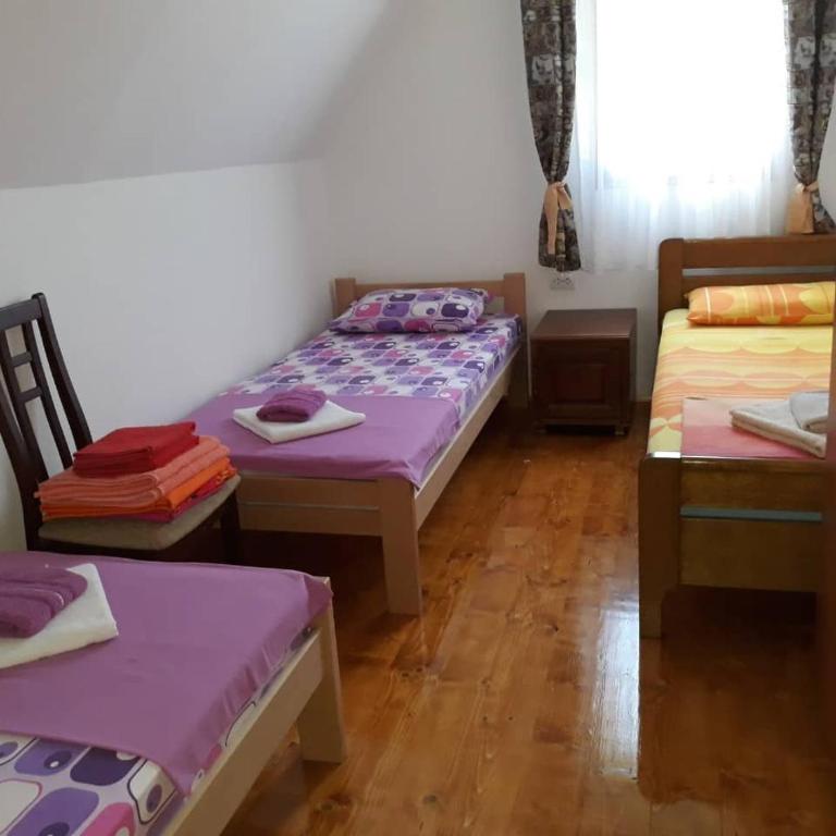 House in forest - Three-Bedroom House - 55
