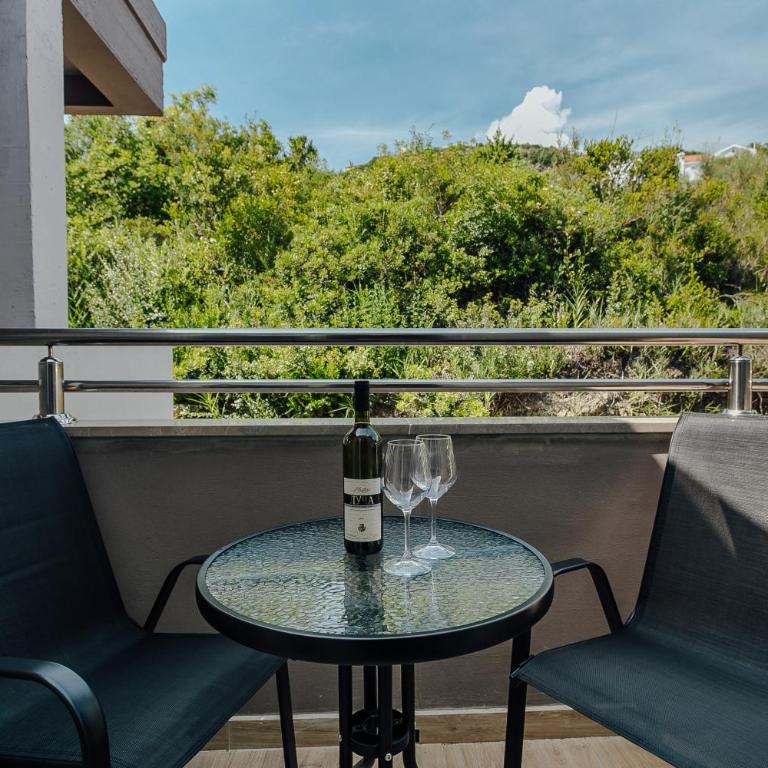 Apartmani Beko - Studio with Terrace - 8