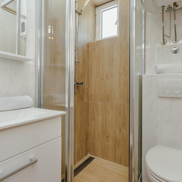 Apartmani Beko - Studio with Terrace - 7