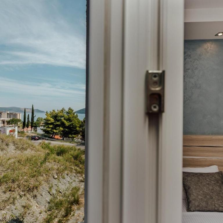 Apartmani Beko - Studio with Terrace - 5