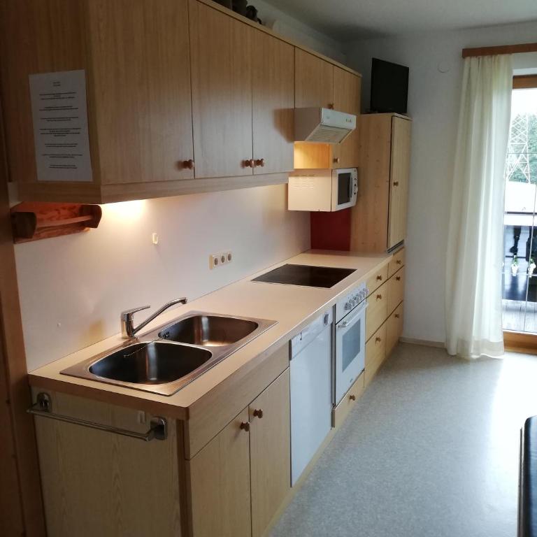 Oberstockinghof - Apartment mit 1 Schlafzimmer und Balkon - 1