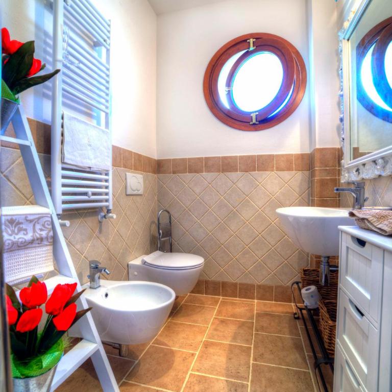 Casa Il Glicine a due passi dal centro - Two-Bedroom Apartment - 8
