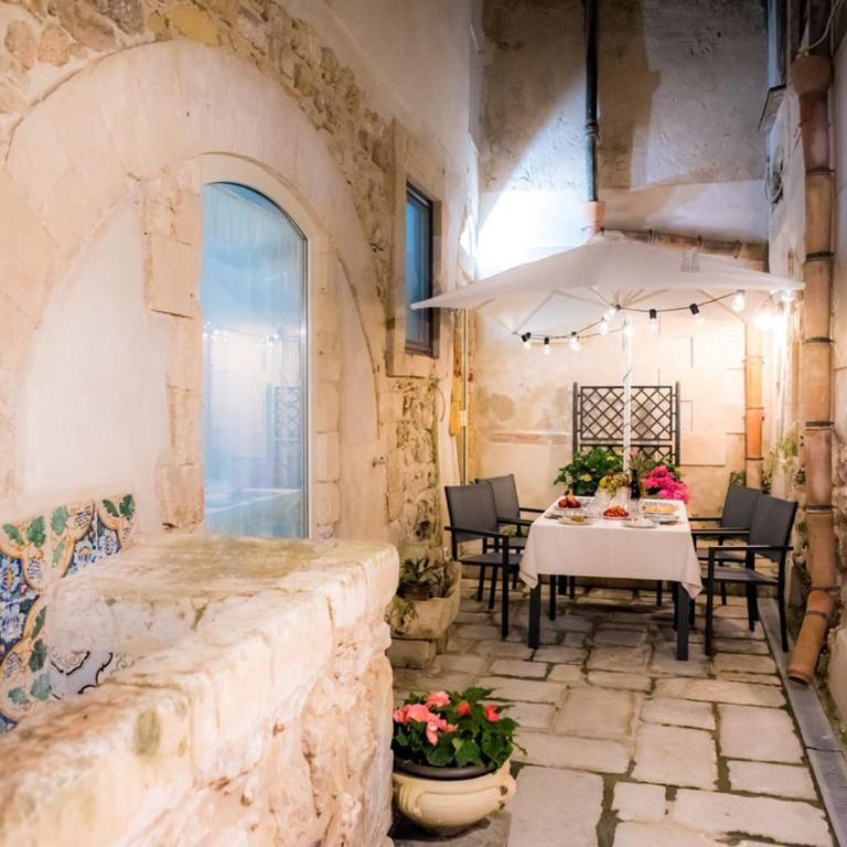 Ortigia Ancient House - Appartamento con 2 Camere da Letto - 1