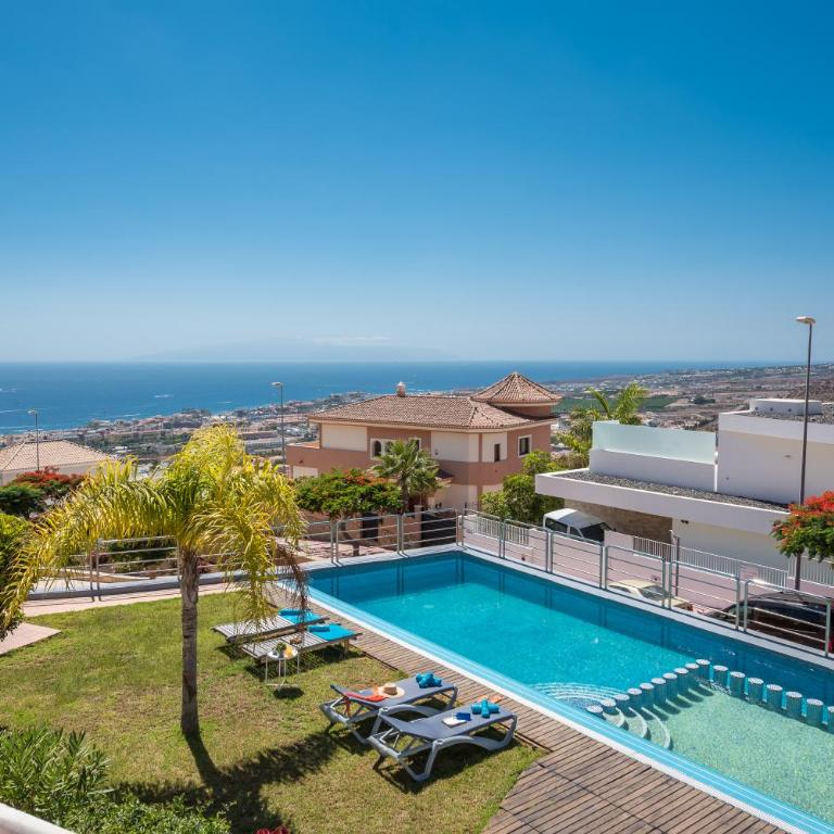 2 CHARMING VILLA Private Pool and Sea View - Villa con vistas al jardín - 22