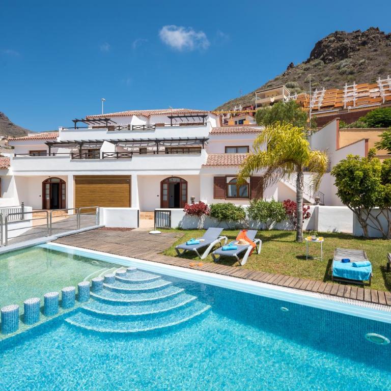 2 CHARMING VILLA Private Pool and Sea View - Villa con vistas al jardín - 1