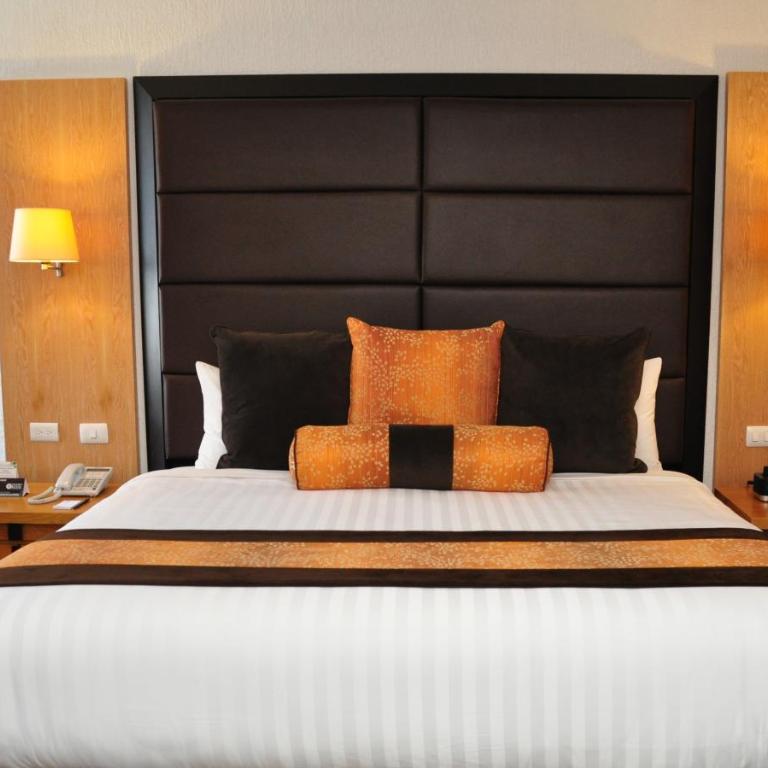 Royal Pedregal - King Room - 2