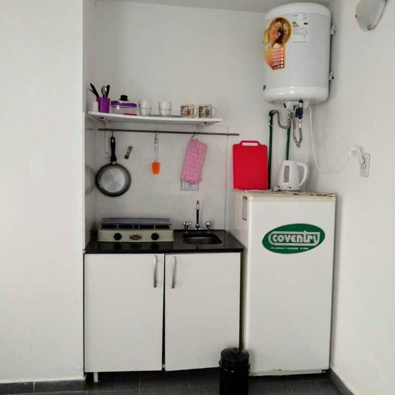 Monoambiente confortable a pasos de Bv. Oroño - Apartamento de 1 dormitorio - 3
