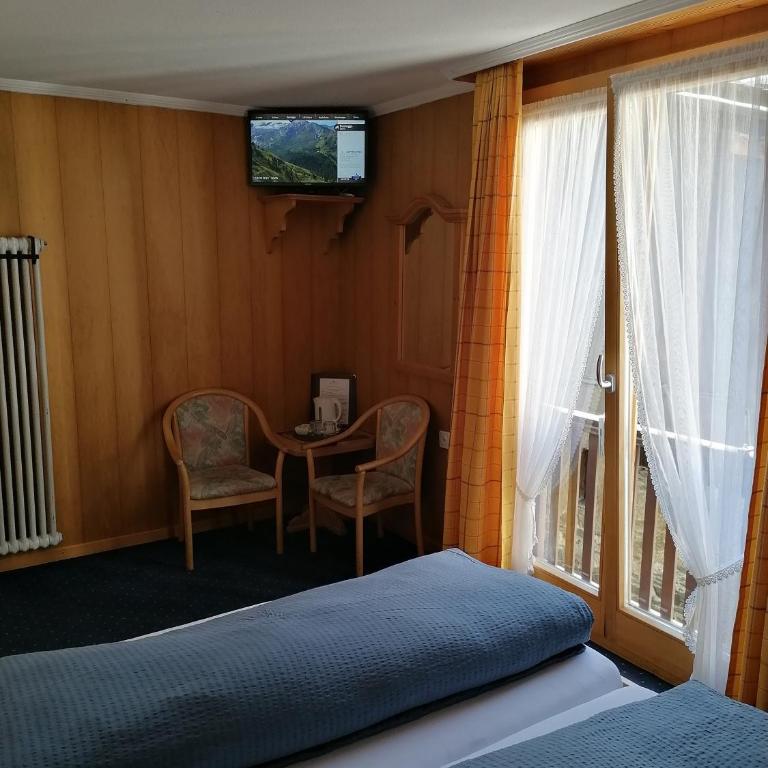 Petit Helvetia Budget Hotel - Standard Doppelzimmer - 5