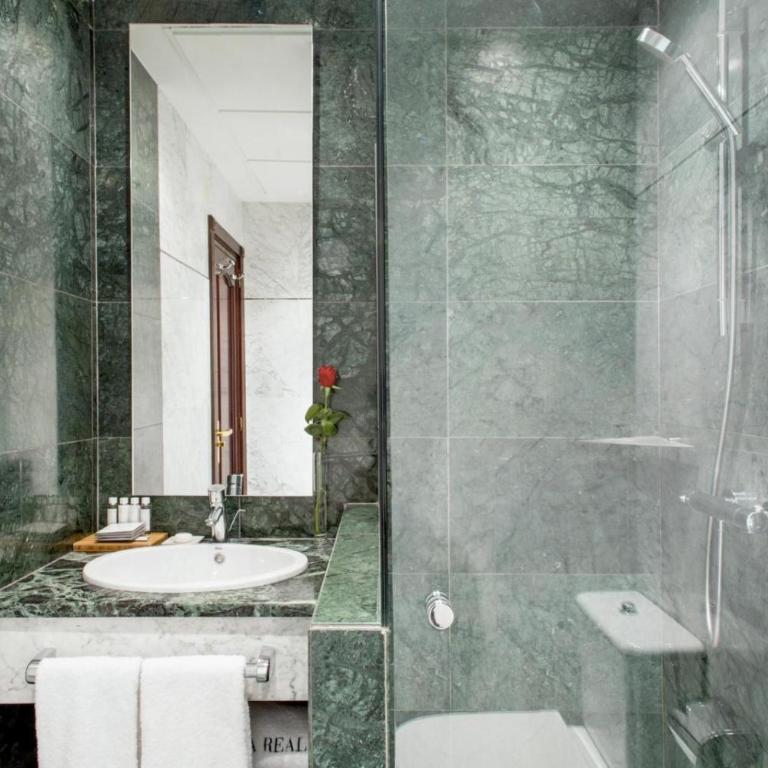 Hotel Villa Real, a member of Preferred Hotels & Resorts - Suite Junior - 2